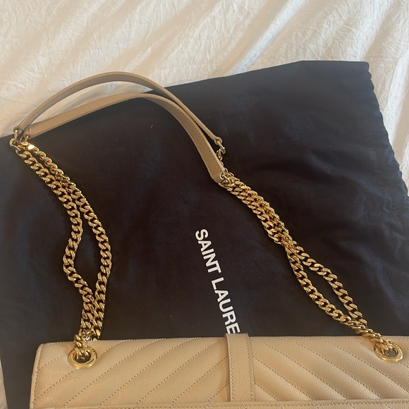 *LIKE NEW* Saint Laurent Large Monogram Matelasse Shoulder Bag in Nude Powder - Picture 5 of 8